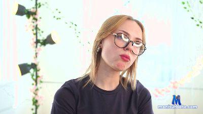 MarvisRyburn cam4 bisexual performer from French Republic squirt deepthroat pee pussy ass bdsm anal 