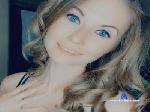 MomToMany1990 cam4 livecam show performer room profile