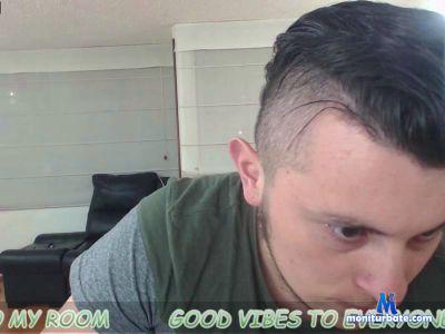 xxdiavolettoxx cam4 straight performer from Republic of Italy  
