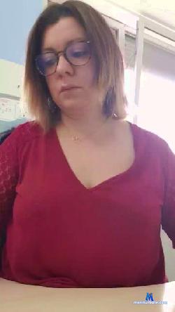 Kaline33 cam4 live cam performer profile