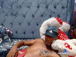 Guen47 cam4 live cam performer profile
