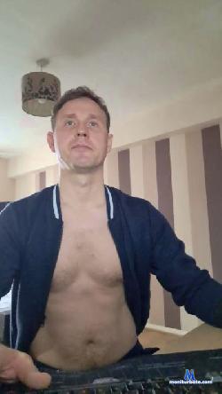 MrEasy cam4 live cam performer profile