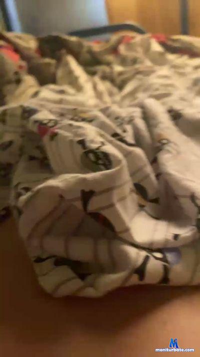 alandeberoz cam4 bicurious performer from Argentine Republic  