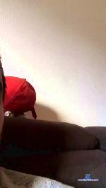 Douceur440 cam4 livecam show performer room profile
