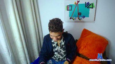 juliocesar_69 cam4 gay performer from Republic of Colombia  