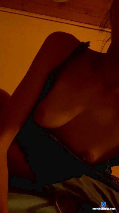 MiaMiamii cam4 bicurious performer from Kingdom of Spain  