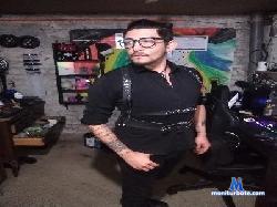 derek_darko69 cam4 live cam performer profile