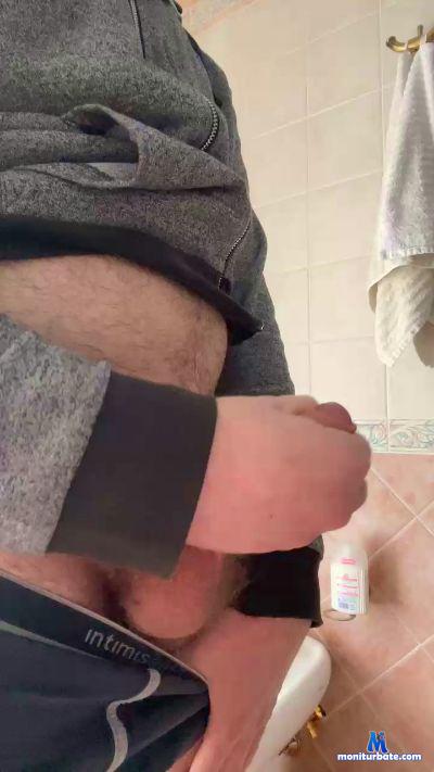LuckyLuke89 cam4 bisexual performer from Republic of Italy  