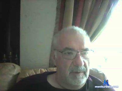 rumbumfun cam4 bisexual performer from Republic of Zambia  