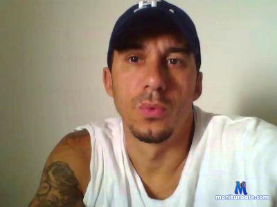fausticio01 cam4 bicurious performer from Argentine Republic  