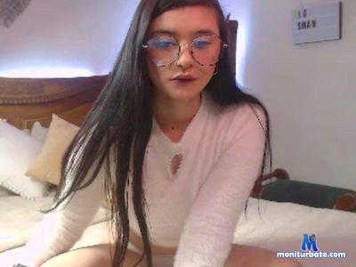 alisonswan_ cam4 bicurious performer from Republic of Colombia anal pussy boobs livetouch rollthedice 