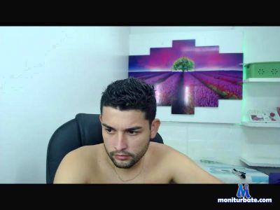 sen_yi cam4 bisexual performer from United States of America  