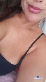 Duudah cam4 livecam show performer room profile