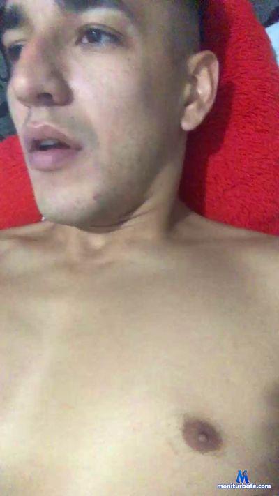 GonzapuntoG cam4 straight performer from Argentine Republic  