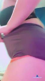 Amyy_19 cam4 livecam show performer room profile