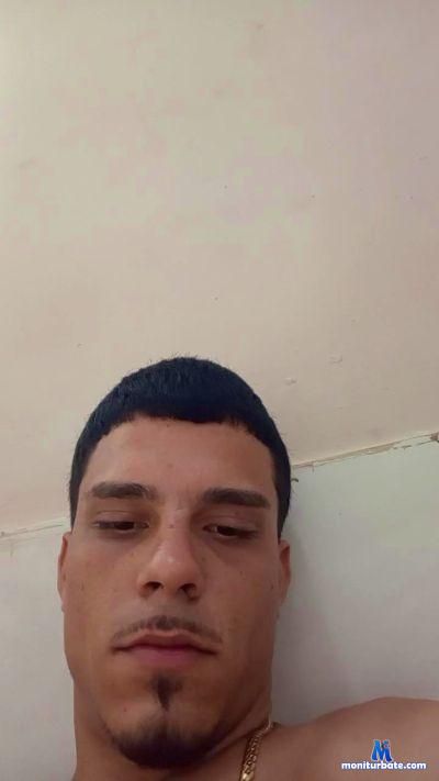 CariozaZn cam4 straight performer from Federative Republic of Brazil  