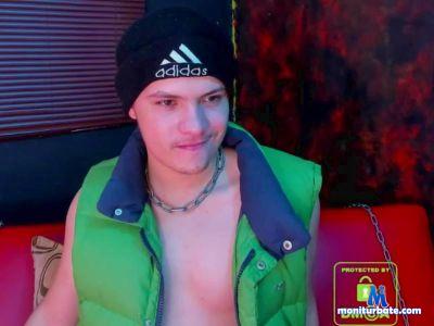 gabbygirl69 cam4 bisexual performer from United Kingdom of Great Britain & Northern Ireland  
