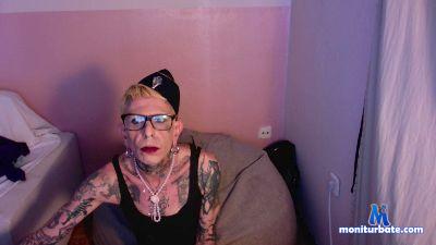 Louise1972 cam4 bisexual performer from Federal Republic of Germany livetouch 