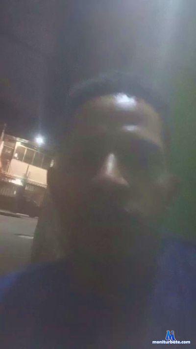 Rafael282000 cam4 straight performer from Bolivarian Republic of Venezuela  