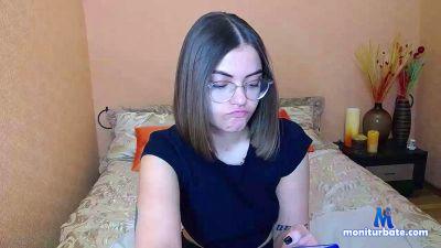 SugarCandyXx cam4 bisexual performer from United States of America piersing sexy tattooes livetouch lush 