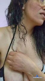 Lucci_Lovee cam4 livecam show performer room profile