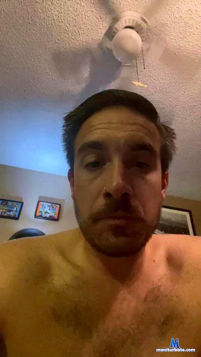 andyconda21 cam4 bicurious performer from United States of America  