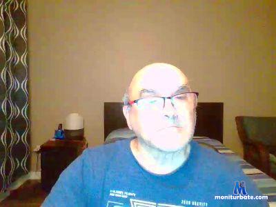 revolution1953 cam4 gay performer from Canada  