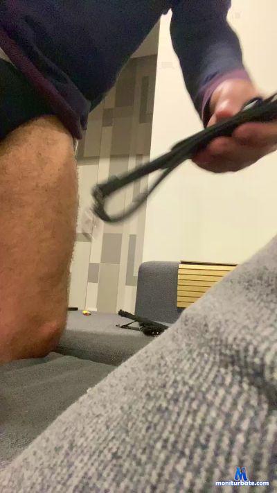 Devilporn1n1 cam4 gay performer from Portuguese Republic  