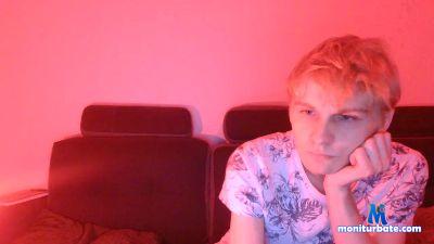 manna19992 cam4 gay performer from French Republic  