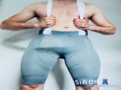 FetishLycra77 cam4 gay performer from French Republic Gay Muscle C2C cum masturbation gamer amateur 