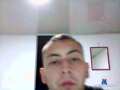 davidcuenca cam4 straight performer from Republic of Colombia  