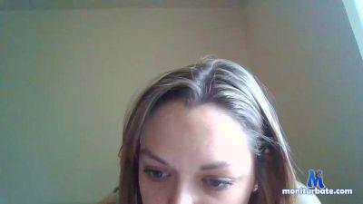 FallonMaree cam4 bicurious performer from United States of America  