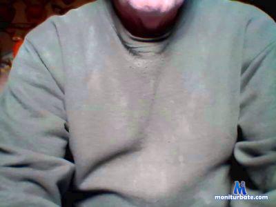 loopiepaus64 cam4 bicurious performer from United States of America  