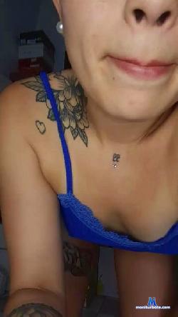 Labebe32 cam4 live cam performer profile