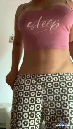 CloeBennet cam4 live cam performer profile