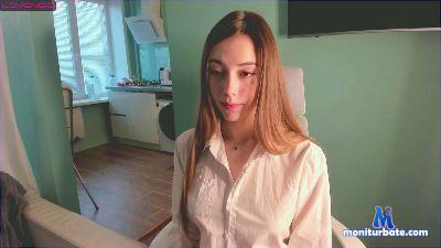 RachelRich cam4 bisexual performer from Czech Republic feet armpits masturbation squirt C2C pussy ass 