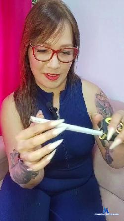 reina80 cam4 live cam performer profile