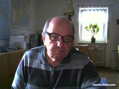 Gutschrift cam4 bisexual performer from Federal Republic of Germany gutschrift 