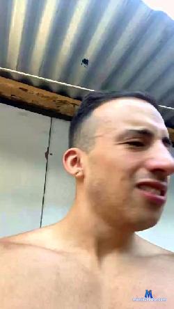 Max_hot69 cam4 live cam performer profile