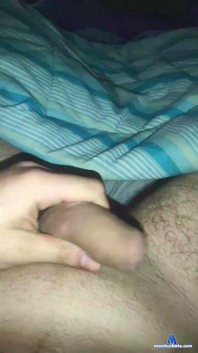 bello98_hot cam4 straight performer from Republic of Italy  