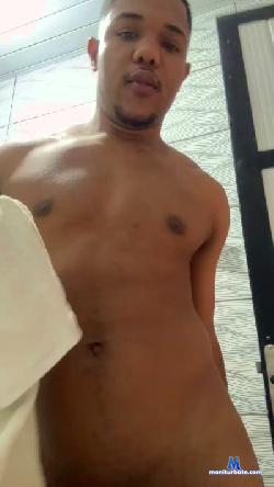 Tomoliver2 cam4 live cam performer profile