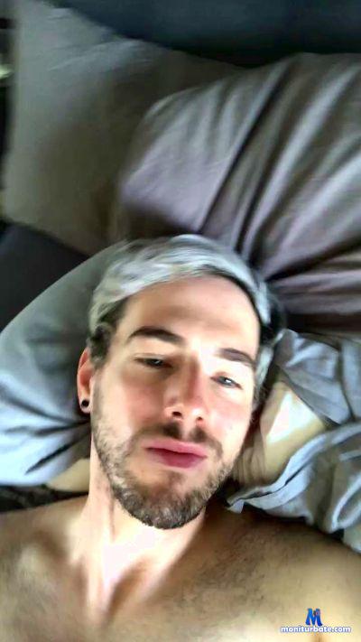 Grybe95 cam4 gay performer from Federal Republic of Germany amateur feet gamer hairy 
