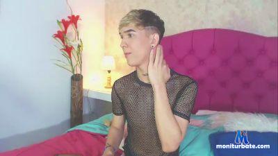 AustinPrice1 cam4 gay performer from Republic of Colombia blowjob anal feet amateur taboo striptease ass 