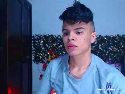 TomasCurioson cam4 straight performer from Bolivarian Republic of Venezuela  