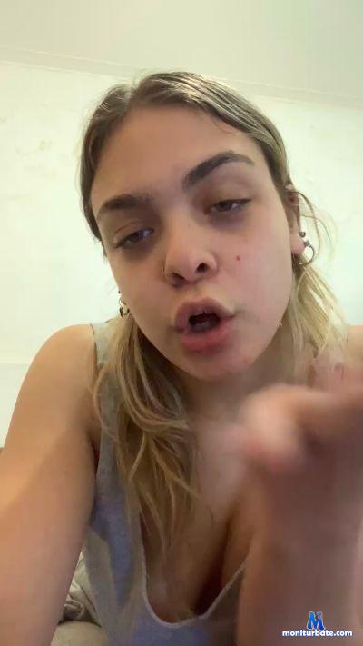 Suggababby cam4 bisexual performer from Argentine Republic  