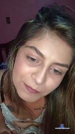 Milymorena2 cam4 livecam show performer room profile
