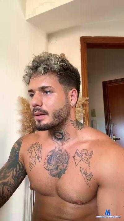 Lucifer_of cam4 straight performer from Republic of Italy amateur pornstar 