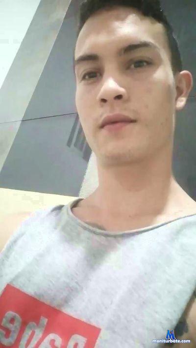 haiden_cored cam4 bicurious performer from Republic of Colombia  