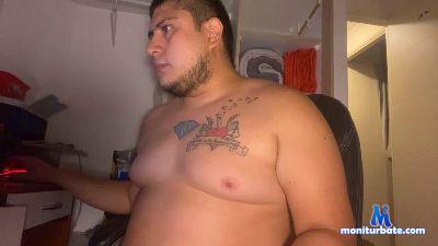 chunkydog2 cam4 gay performer from United States of America spanking armpits ass threesome striptease orgy gamer 