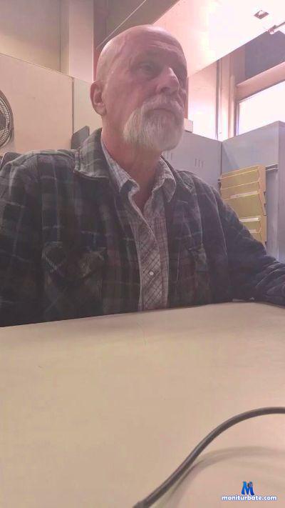 Rozzrunner cam4 unknown performer from United States of America  